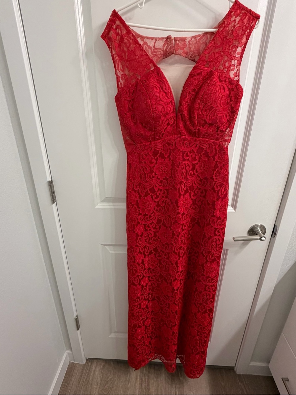 Elegant Red Lace Maxi Dress - Sleeveless V-Neck